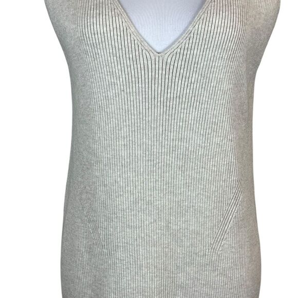 Banana Republic Women’s Lenzing Ecovero Serene Sweater Dress, V-Neck Size M, MWT - Picture 4 of 9